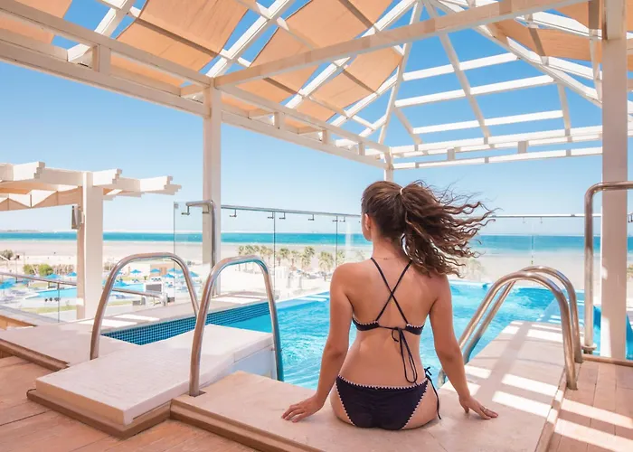 Amwaj Club Abu Soma 4*