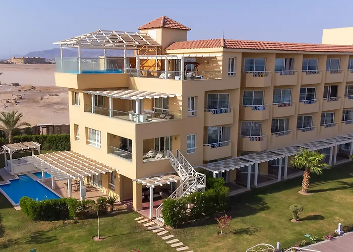 Amwaj Club Abu Soma